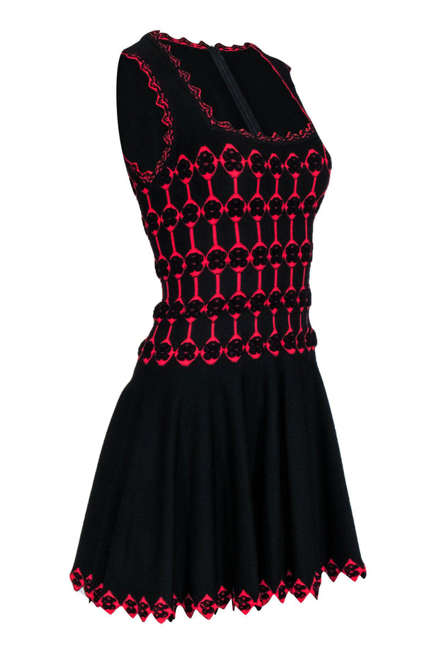 Current Boutique-Alaia - Black & Red Knit Sleeveless Dress w/ Scallop Hem Sz 6