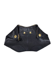 Current Boutique-Alexander McQueen - Black Leather Manta Clutch Bag