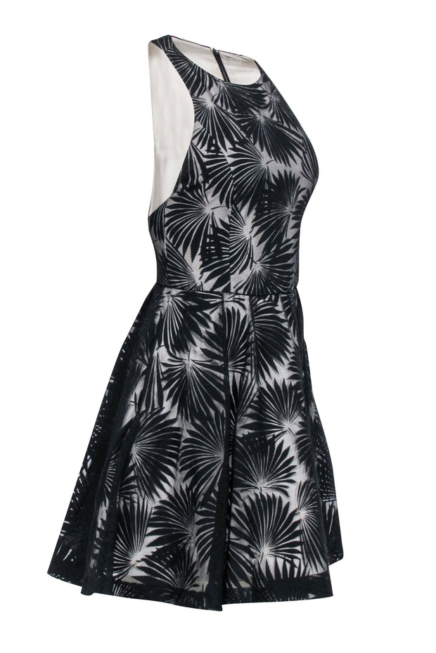 Current Boutique-Alice & Olivia - Black Sleeveless Racerback Leaf Print Dress Sz 6