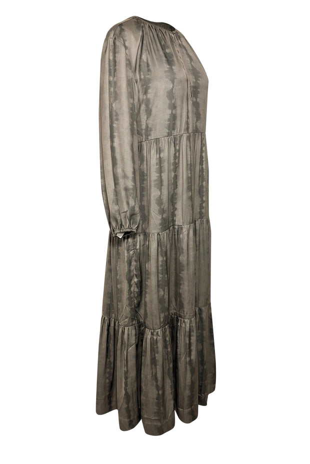 Current Boutique-Brochu Walker - Green Watercolor Tie-Dye Printed Satin Maxi Dress Sz M