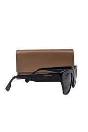 Current Boutique-Burberry - Black Square Sunglasses