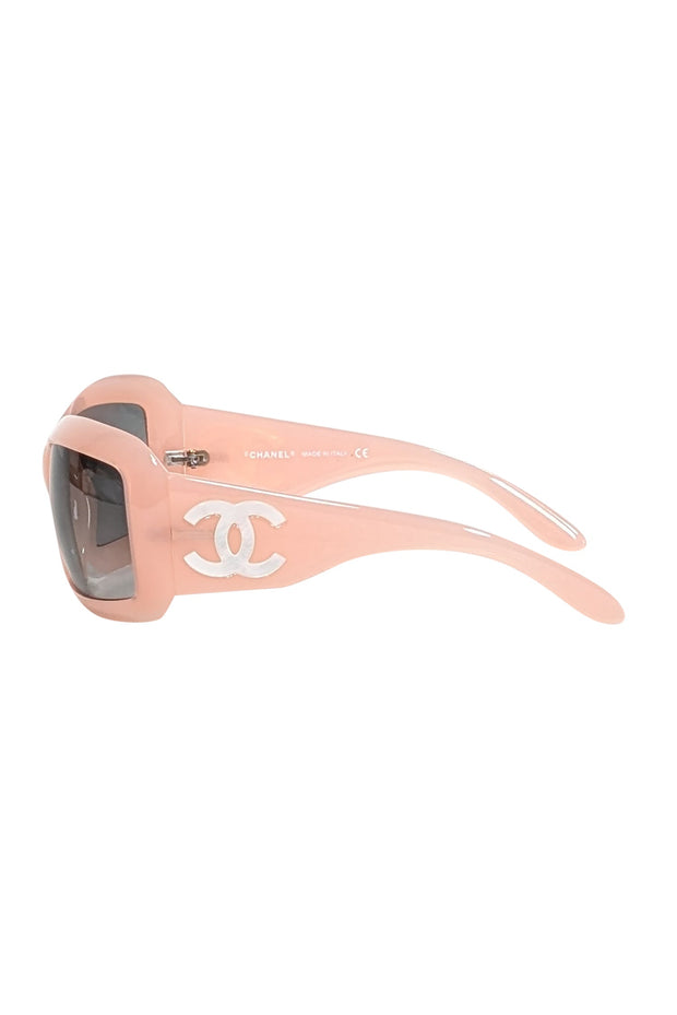 Current Boutique-Chanel - Pink Acrylic Frame w/ White Logo Side Detail Sunglasses