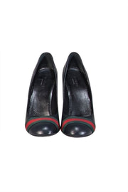 Current Boutique-Gucci - Black Leather w/ Red & Green Toe Stripe Sz 6.5