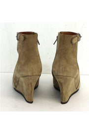 Current Boutique-Lanvin - Tan Suede Short Booties Sz 5.5