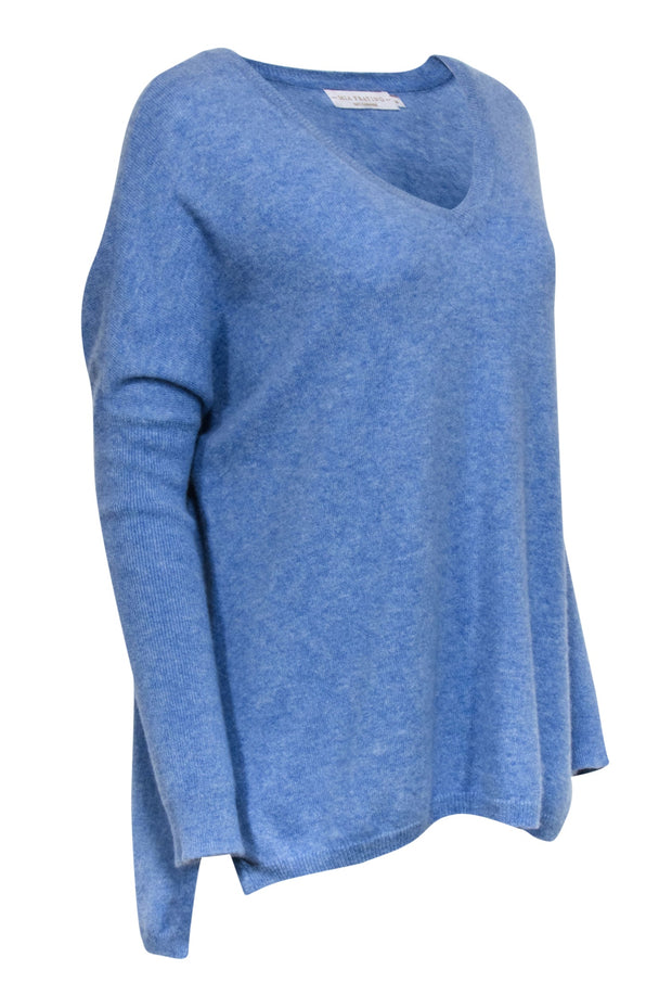 Current Boutique-Mia Fratino - Light Blue V-Neck Boyfriend Sweater Sz M