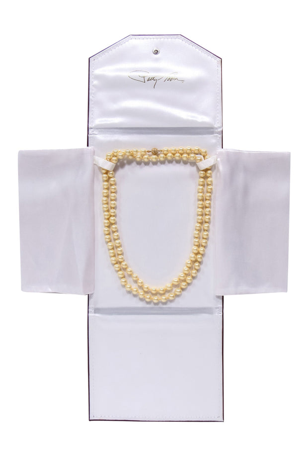 Current Boutique-Patty Tobin - Pearl Strand Necklace w/ Rhinestone Clasp