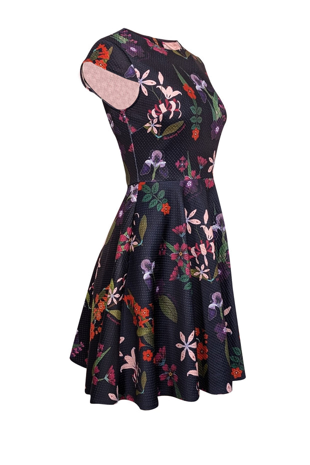 Current Boutique-Ted Baker - Navy & Multi Color Floral Textured Cap Sleeve Flared Dress Sz 4