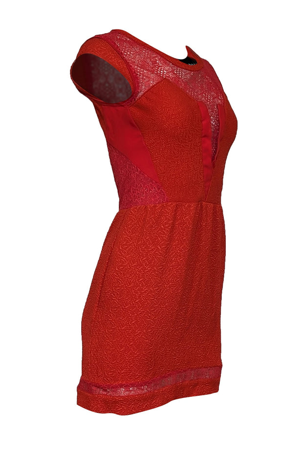 Current Boutique-The Kooples - Red Textured Mini Dress w/ Lace Accents Sz S