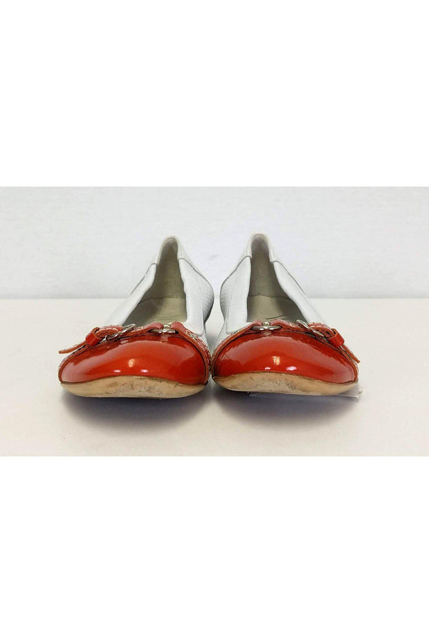 Current Boutique-AGL - White w/ Orange Cap Toe Flats Sz 9