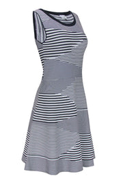 Current Boutique-Adolfo Dominguez - White & Navy Abstract Striped Sleeveless Fit & Flare Dress Sz XS