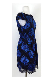 Current Boutique-Alice & Olivia - Black & Blue Floral Lace Nelly Dress Sz 2