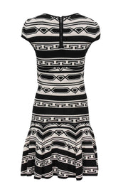 Current Boutique-Alice & Olivia - Black & White Aztec Print Dress w/ Flared Hem Sz XS