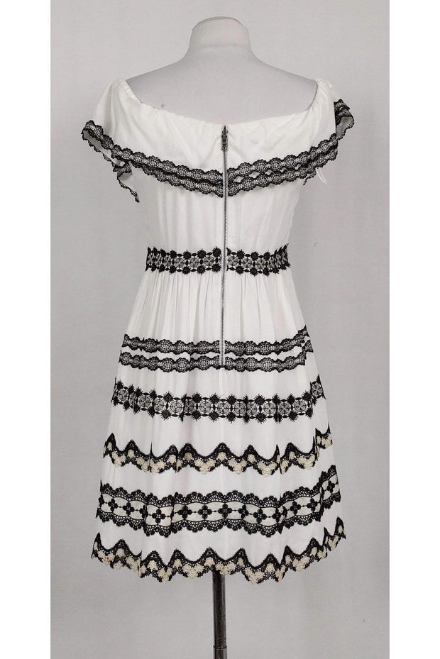 Current Boutique-Alice & Olivia - Off-the-Shoulder White Embroidered Dress Sz 2