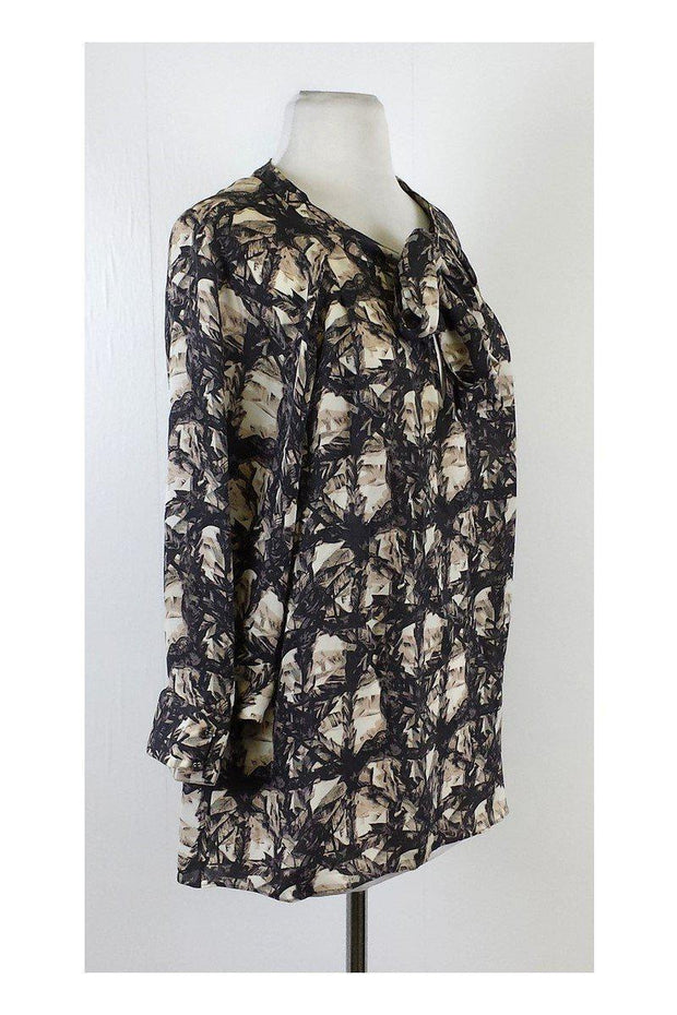 Current Boutique-BCBG - Grey & Tan Print Silk Blouse Sz S