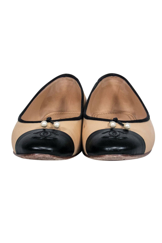 Current Boutique-Chanel - Beige Ballerina Flats w/ Pearl Embellishments Sz 10.5