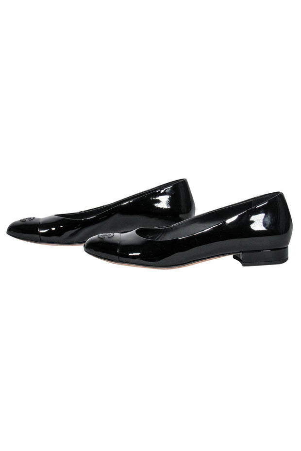 Current Boutique-Chanel - Black Patent Leather Flats w/ Logo Sz 7