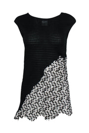 Current Boutique-Chanel - Black & White Open Knit Tunic Sz 4