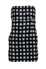 Current Boutique-Chanel - Black & White Textured Silk Strapless Dress w/ Pearls Sz 6