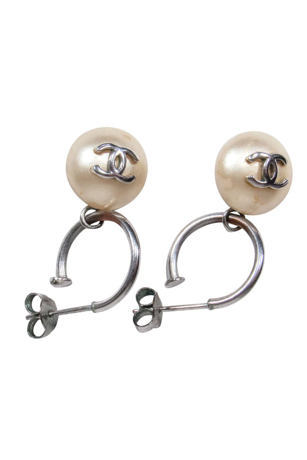 Current Boutique-Chanel - Silver & Faux Pearl Open Hoop Earrings