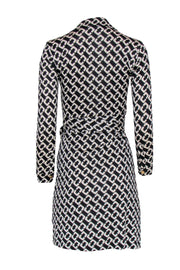 Current Boutique-Diane von Furstenberg - Black & White Long Sleeve Wrap Dress w/ Link Print Sz 2