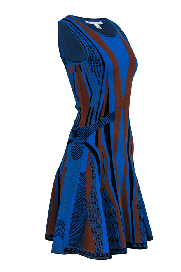 Current Boutique-Diane von Furstenberg - Blue, Brown & Black Patterned Knit Dress Sz M