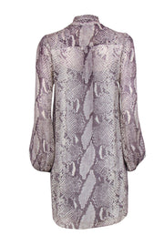 Current Boutique-Diane von Furstenberg - Grey Snakeskin Print Button-Up Silk Shift Dress w/ Neck Tie Sz 6