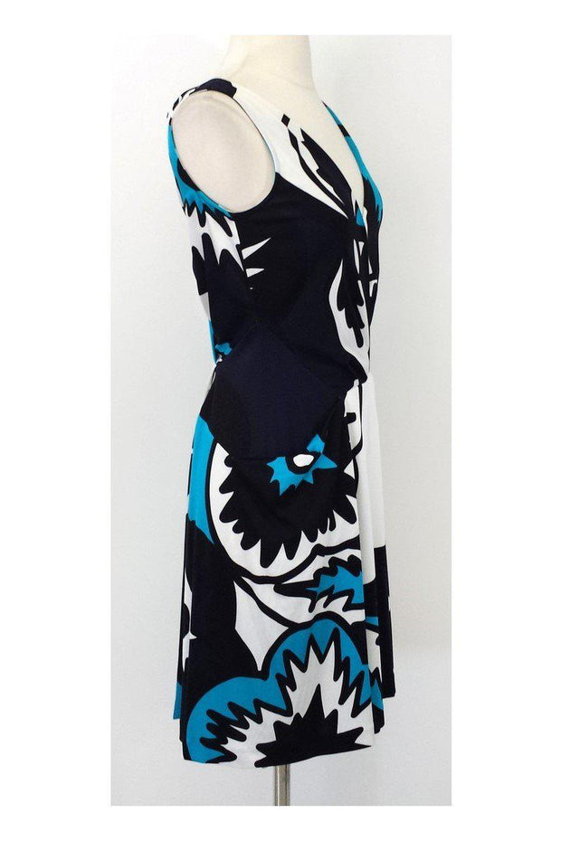 Current Boutique-Diane von Furstenberg - Printed Silk Jersey Faux Wrap Dress Sz 0