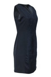 Current Boutique-Elie Tahari - Navy & Black Textured Front Sheath Dress Sz 8