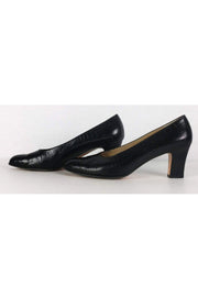 Current Boutique-Ferragamo - Black Leather Embossed Pumps Sz 9.5