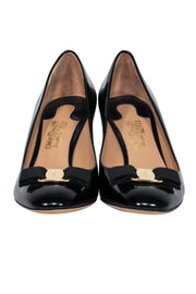 Current Boutique-Ferragamo - Black Shiny Leather "Erice" Bow Pump Sz 9