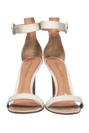 Current Boutique-Gianvito Rossi - Cream Patent Leather Anklestrap Pumps Sz 11