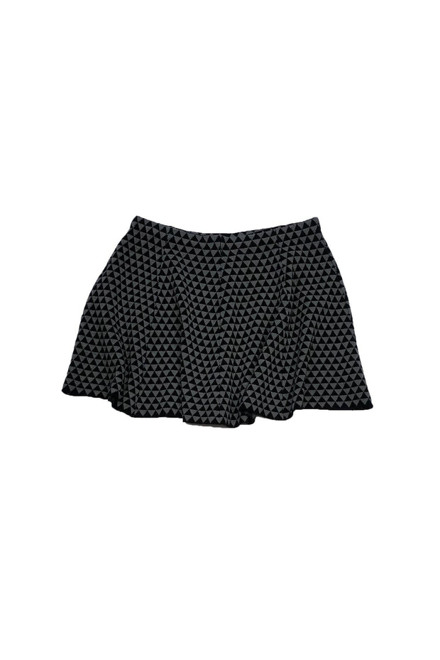 Current Boutique-Karl Lagerfeld - Black & Gray Printed Skirt Sz M