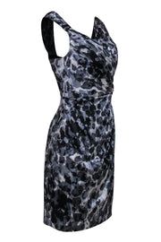 Current Boutique-Kay Unger - Grey, Black & White Printed Ruched Silk Sheath Dress Sz 4