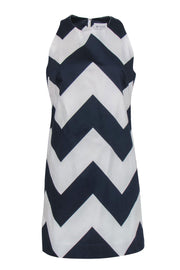 Current Boutique-Milly - White & Navy Chevron Print Sleeveless Shift Dress Sz M