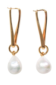 Current Boutique-Missoma- Baroque Pearl Twisted Drop Earrings