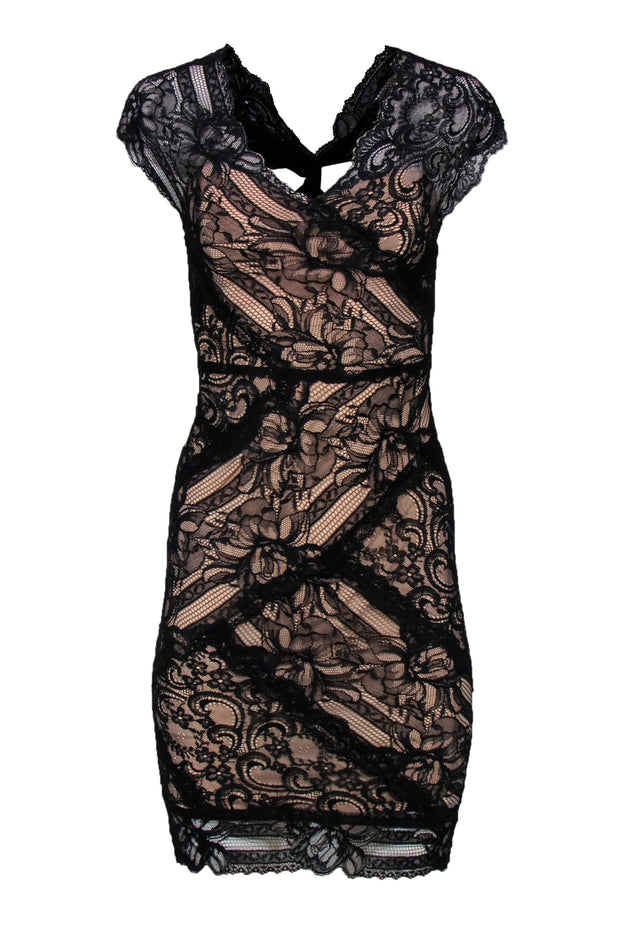 Current Boutique-Nicole Miller - Black Lace Plunge Bodycon w/ Twisted Back Sz P