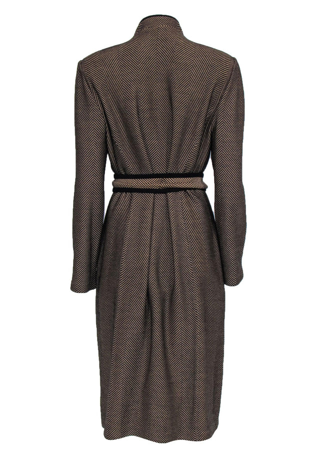 Current Boutique-St. John - Tan & Black Herringbone Longline Knit Coat w/ Tie Belt Sz 16