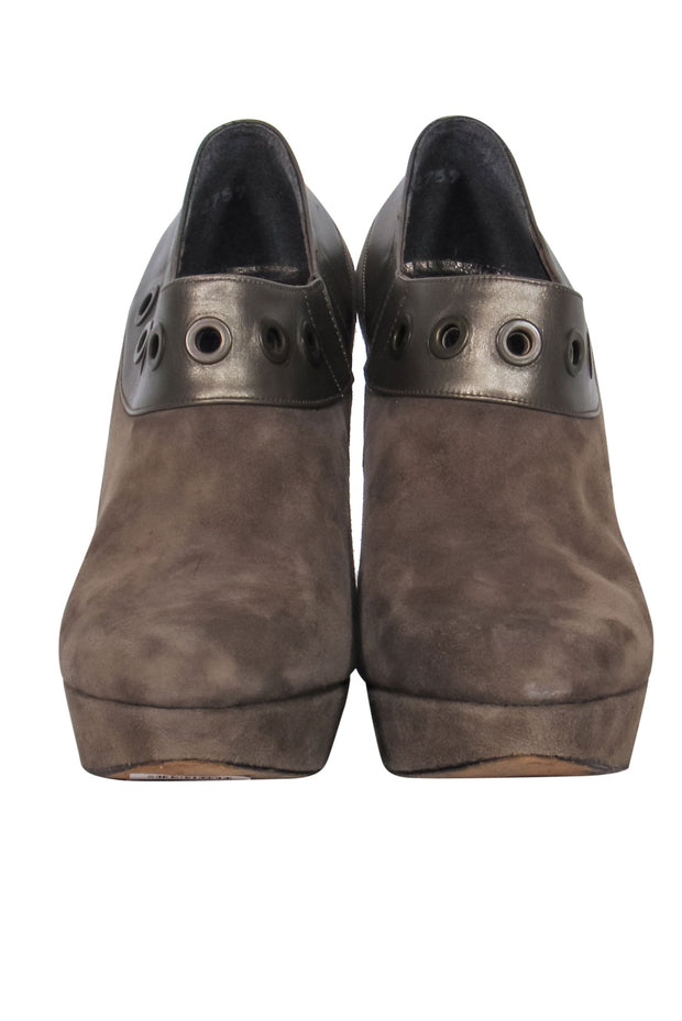 Current Boutique-Stuart Weitzman - Taupe Suede Heeled Platform Booties w/ Leather & Grommet Trim Sz 5.5