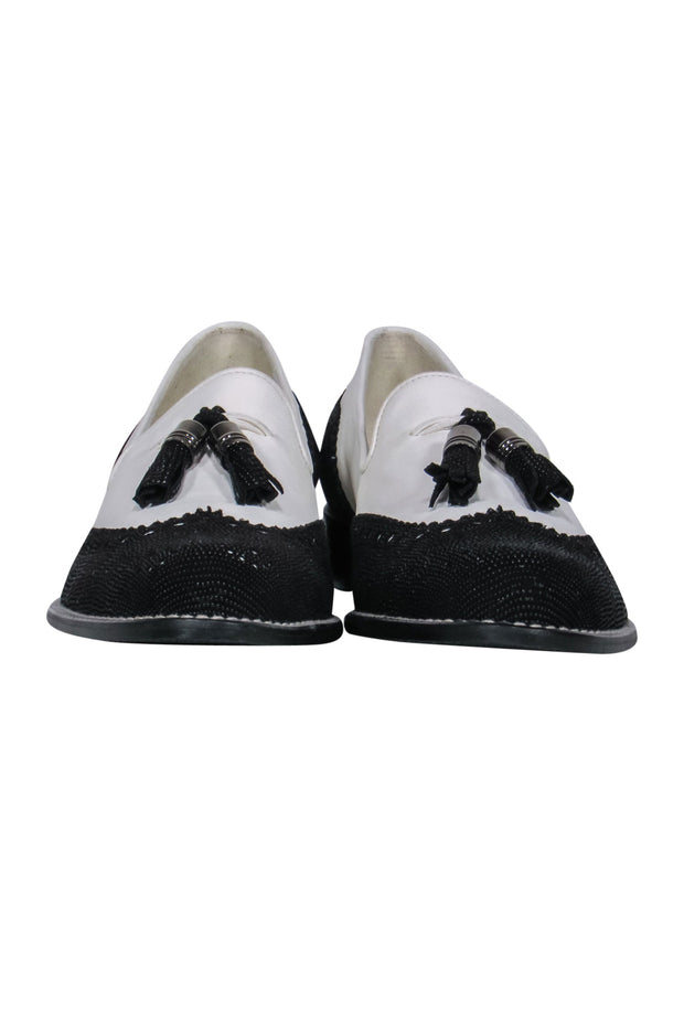 Current Boutique-Stuart Weitzman - White Leather Wingtip Loafers w/ Black Beading Sz 9