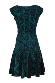 Current Boutique-Tadashi Shoji - Emerald Green & Black Swirly Embroidered Cap Sleeve A-Line Dress Sz L