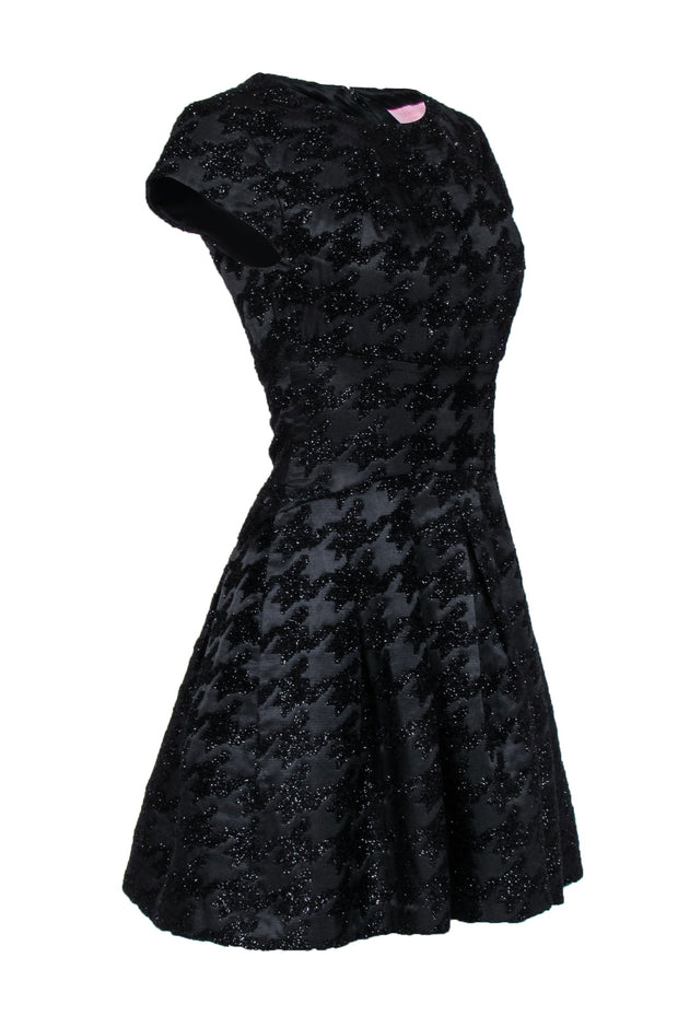 Current Boutique-Ted Baker - Black Stain Fit & Flare Cap Sleeve Cokatil Dress w/ Textured Sparkly Hounds-tooth Design Sz 4