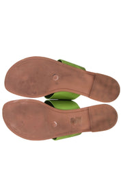 Current Boutique-Tory Burch – Green Leather Thong Flat Sandals Sz 9.5