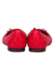 Current Boutique-Tory Burch - Red Quilted Leather Ballet Flats w/ Logo Embellished Bow Sz 7.5