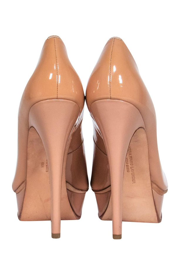 Current Boutique-Vera Wang Lavender Label - Nude Patent Leather Platform Pumps Sz 6.5