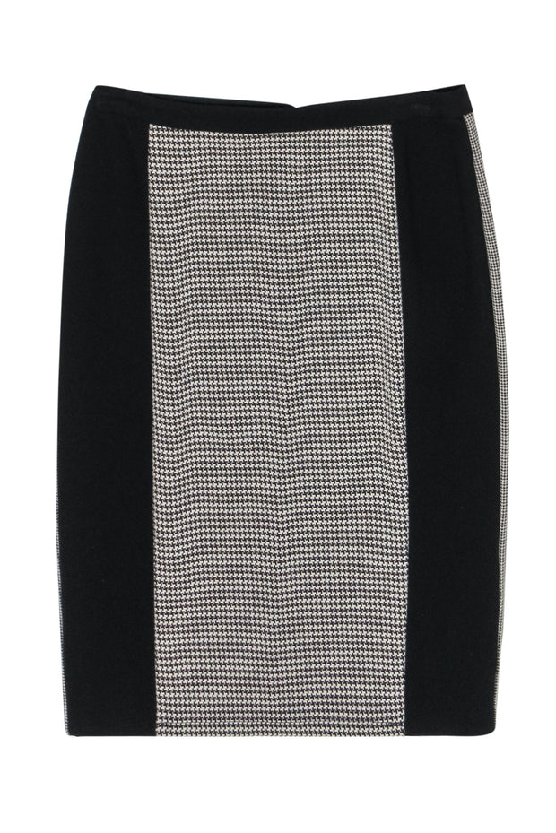 Current Boutique-Weekend Max Mara - Black & White Houndstooth Print Pencil Skirt w/ Paneling Sz M